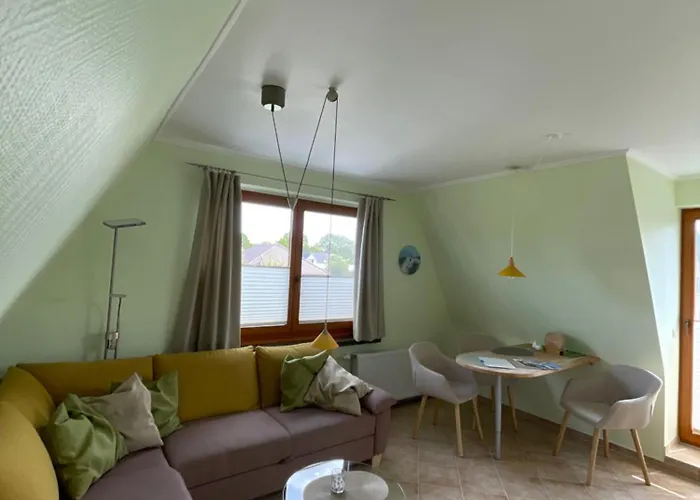 Bei Petrus Unterm Dach 公寓 青斯特